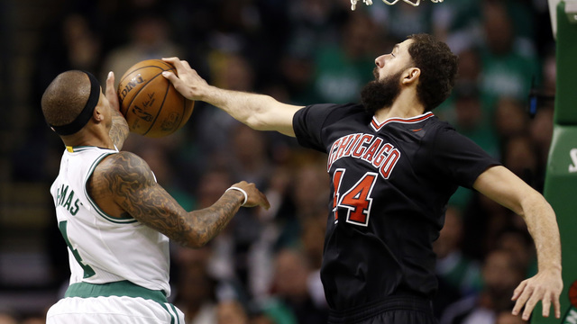 Celtics first No. 1 seed in 24 years to start playoffs 0-2
