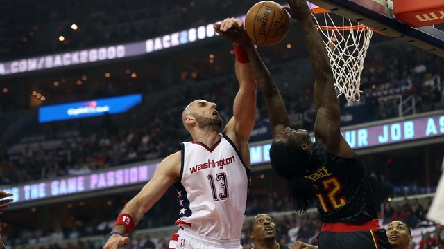 Watch: Gortat records 3 blocks in 1 minute vs. Hawks
