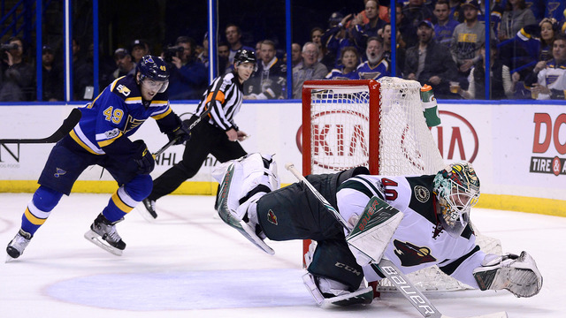 Dubnyk, Wild beat Blues to avoid elimination
