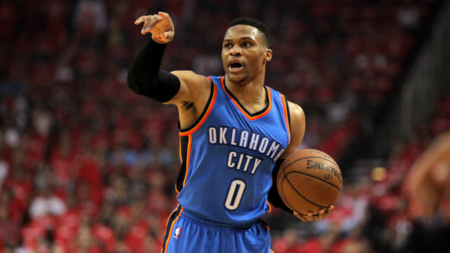 Watch: Westbrook accidentally blocks teammate in hunt for rebound