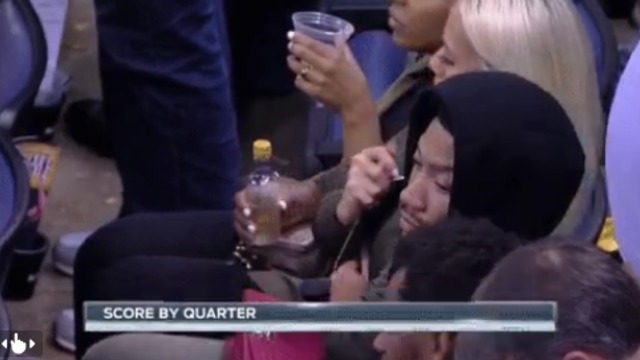 Derrick Rose takes in Spurs-Grizzlies Game 4
