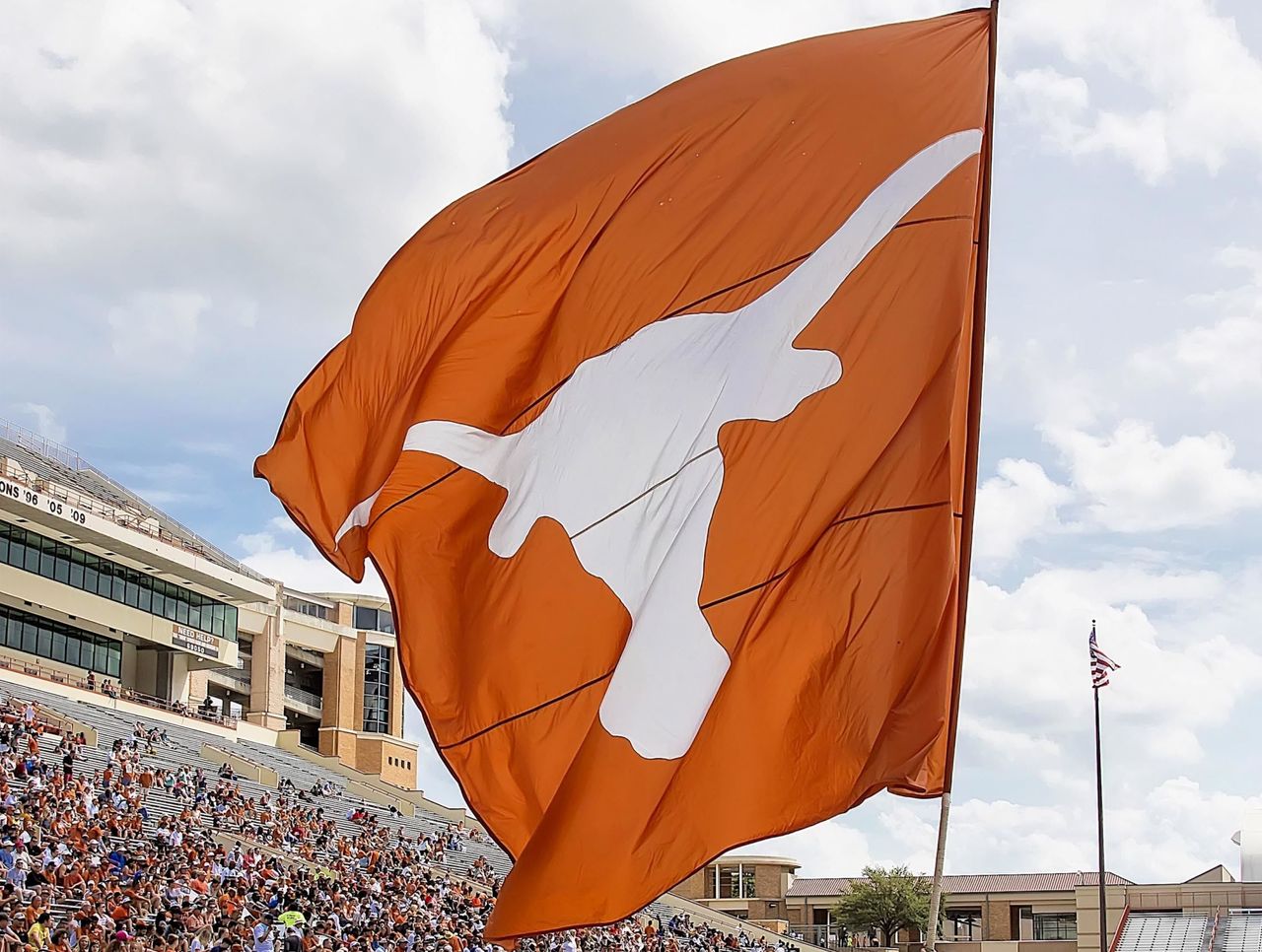 Texas Flips 4 Star S Caden Sterns From Lsu Thescore Com