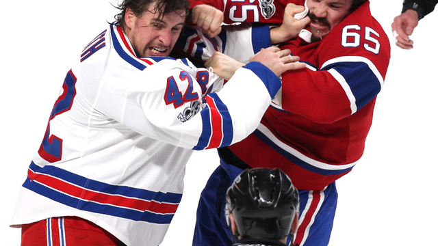 Rangers re-sign Brendan Smith to reported 4-year, $17.4M deal