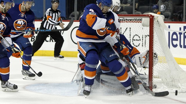 Islanders sign Seidenberg to 1-year contract worth reported $1.25M