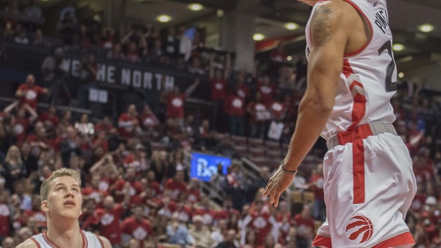 Watch: Raptors' Powell can't stop dunking on the Bucks