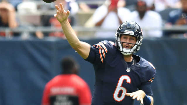 Agent: Cutler isn't retiring, 'wants to play football'