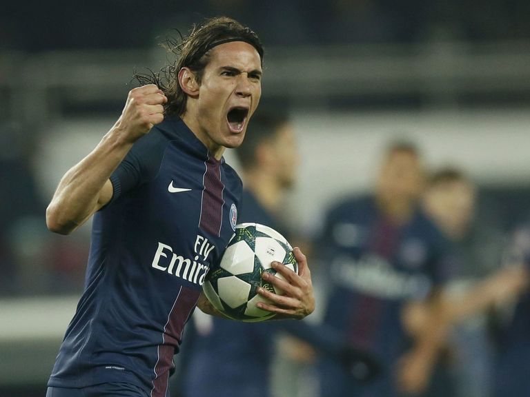 Free-scoring Cavani commits to PSG until 2020 | theScore.com