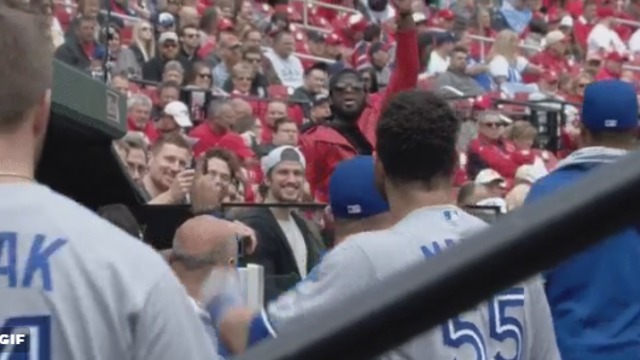 Watch: Blue Jays' Martin acknowledges P.K. Subban in stands after HR