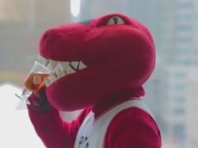Watch: The Raptor gets last laugh over Bango with elite troll job