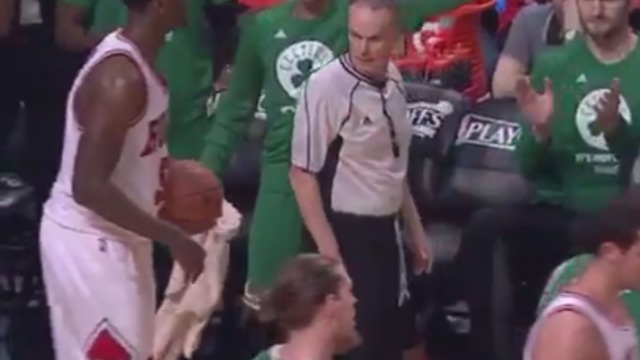 Watch: Thomas trolls Portis from sideline following offensive foul