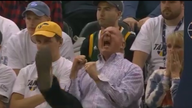 Watch: Steve Ballmer can't contain excitement over Rivers 3-pointer