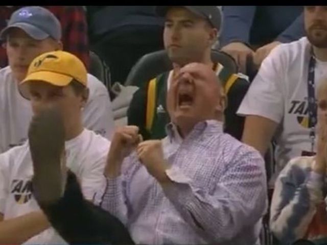 Watch: Steve Ballmer can't contain excitement over Rivers 3-pointer