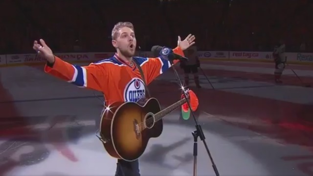 Watch: Oilers fans sing 'Star-Spangled Banner' after apparent mic issue