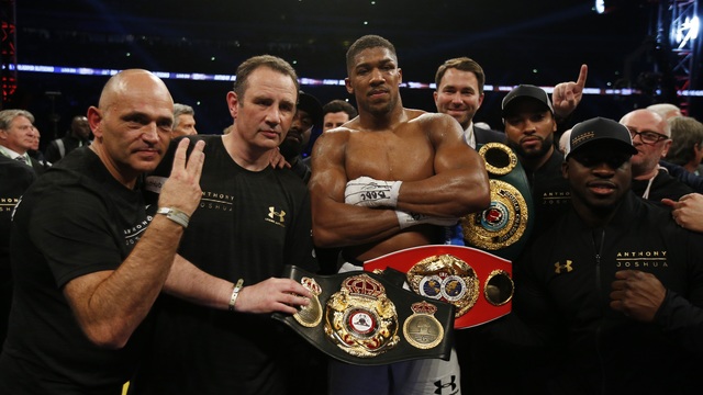 How Joshua-Klitschko highlighted the UFC's star-power struggle
