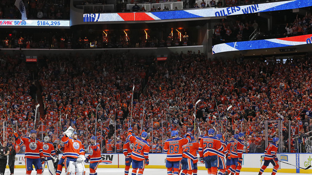 Ducks owners applaud Oilers crowd for singing of anthems ahead of Game 3