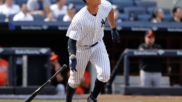 Yankees' Girardi compares rookie outfielder Judge to legendary Jeter
