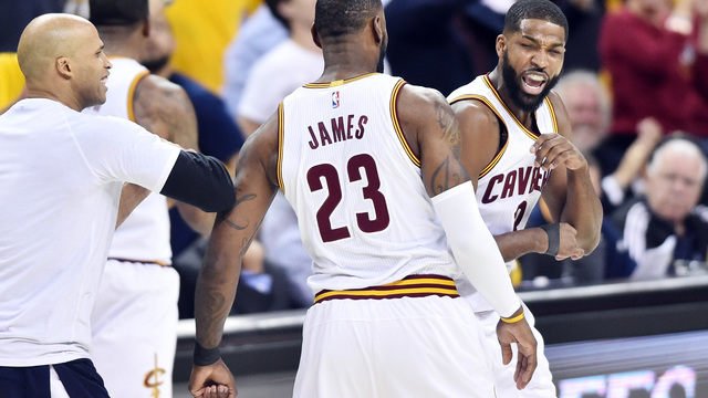 LeBron passes Kareem for 2nd in all-time playoff scoring