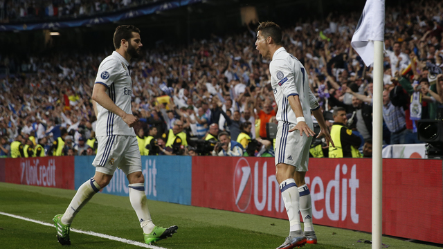 Ronaldo nets another hat-trick to put Real Madrid on brink of final