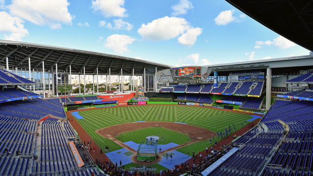 Marlins to leave roof partially open during Hurricane Irma