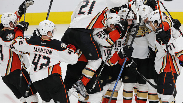 Watch: Silfverberg's quick OT winner ties series with Oilers