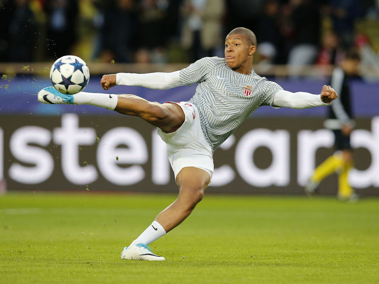 Wenger I Went To Mbappe S House Last Year In An Effort To Sign Him Thescore Com