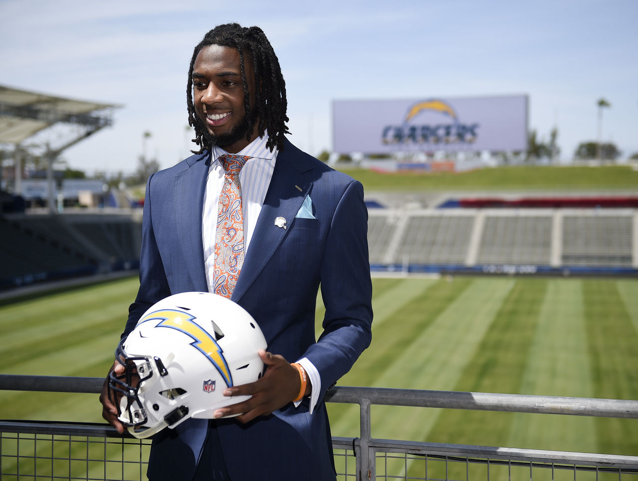 Chargers want to help Mike Williams make most of his rookie season – Daily  News