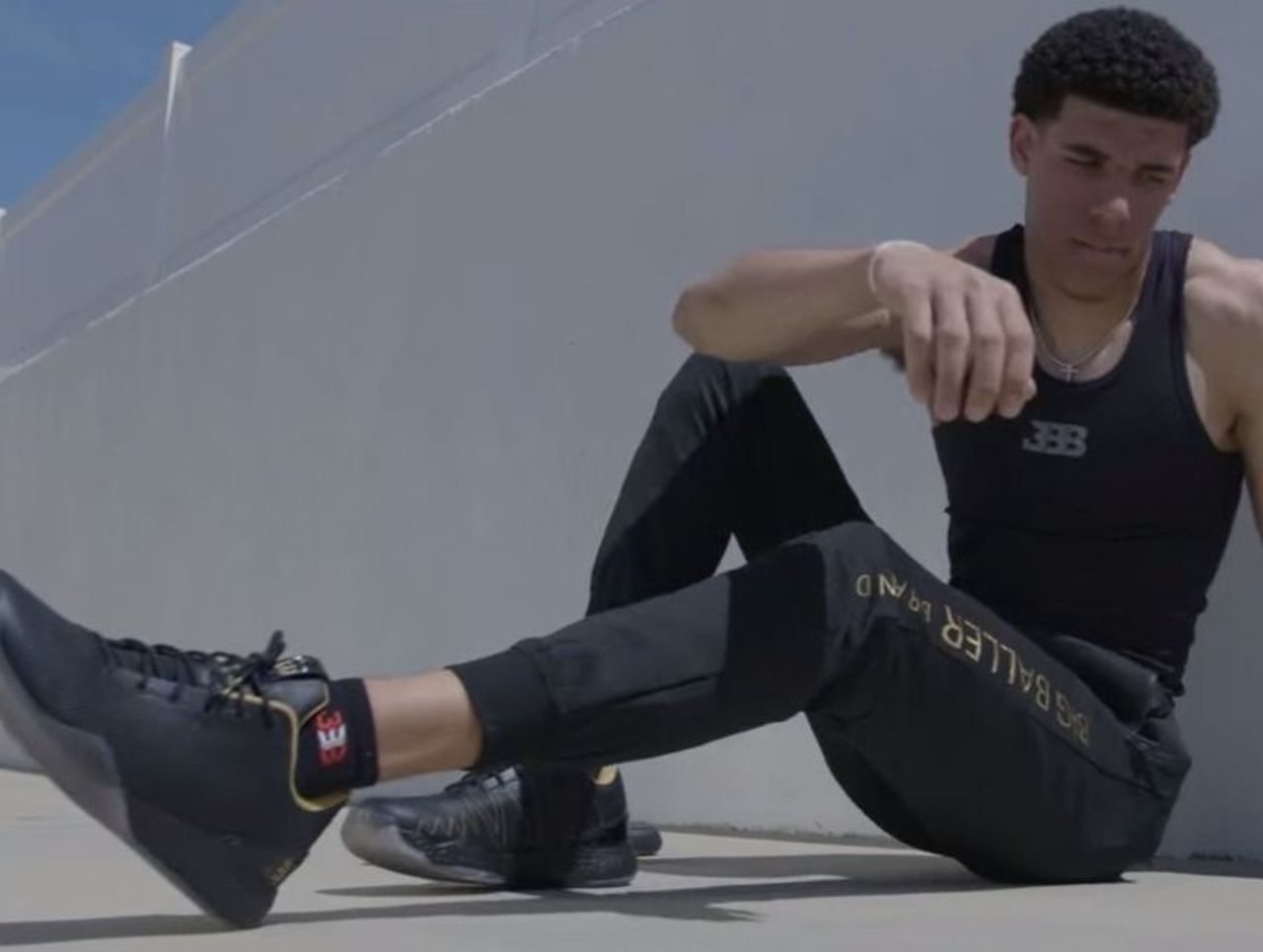 lonzo signature shoe