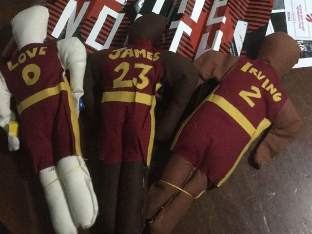 Look: Raptors fan makes voodoo dolls of Cavs' Big 3