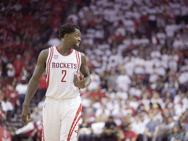 Watch: Beverley hits 3, points to sky hours after grandfather's death