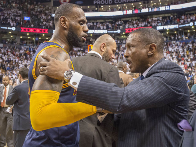 LeBron reminds Raptors, rest of East whose world they're living in