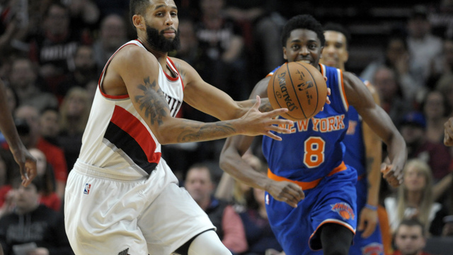 Blazers trade Crabbe to Nets for Nicholson