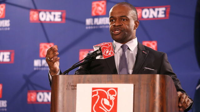 NFLPA to vote to determine if Smith will remain director without opposition
