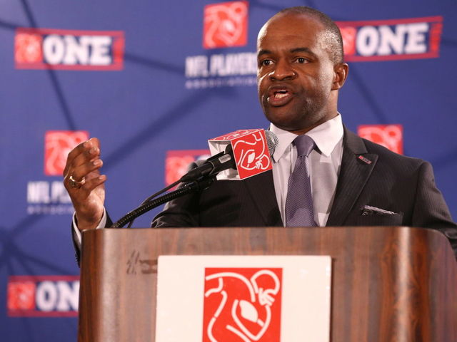 NFLPA executive director to meet with Bennett, issues statement