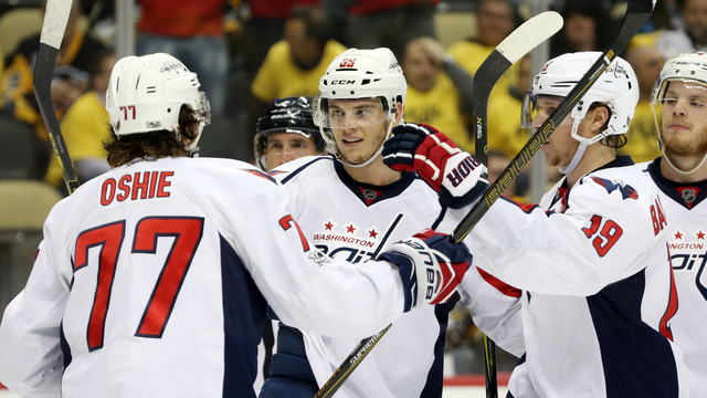 Oshie delivers again in must-win game for Capitals