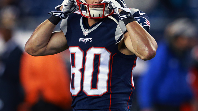 Patriots' Amendola not considering retirement
