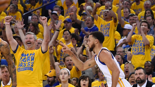 Warriors agree to 2-year lease extension in Oakland