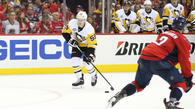 Guentzel sets Penguins rookie record for points in a postseason