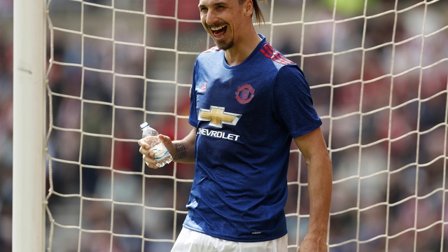 Ibrahimovic will play for 'many years,' says Swede's surgeon