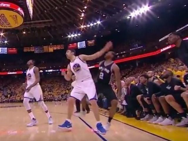 Watch: Pachulia undercuts Leonard, forces him from game