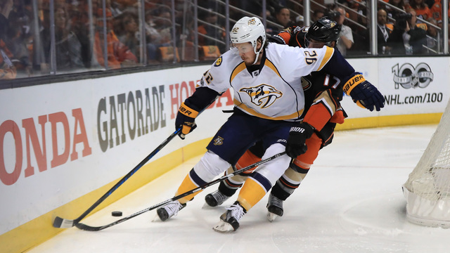 Johansen rips Kesler: 'I don't know how you can cheer for a guy like that'