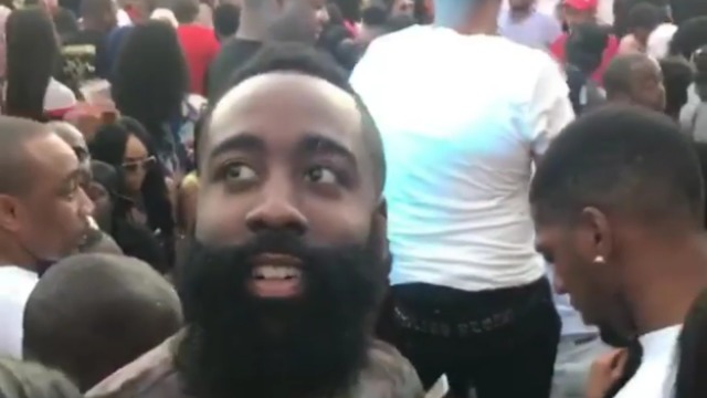 Watch: Harden meets lookalike in Atlanta
