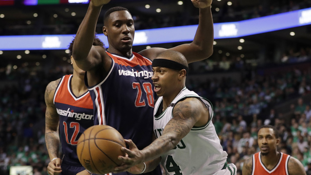 Watch: Wizards' Mahinmi sends Isaiah Thomas flying