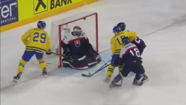 Watch: Nylander shows off silky mitts with sweet goal at worlds