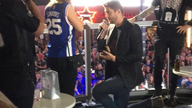 Watch: Fans get engaged at 76ers' draft lottery party