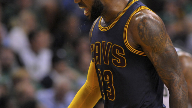Watch: LeBron shows utter lack of respect for Olynyk's defense