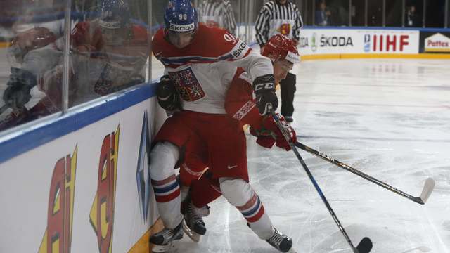 Report: Czech D-man Jan Rutta fielding multiple NHL offers