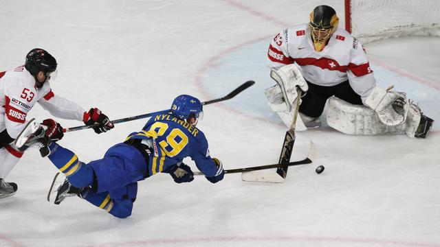 Watch: Nylander scores Matthews-esque goal