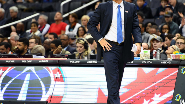 Walton: Lakers will lock arms during anthem throughout season