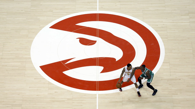 Report: Hawks considering Warriors staffer for president/GM