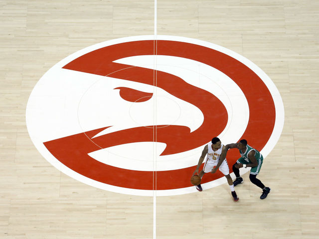 Report: Hawks considering Warriors staffer for president/GM